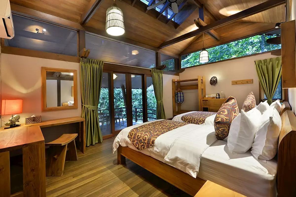 Sukau Rainforest Lodge room