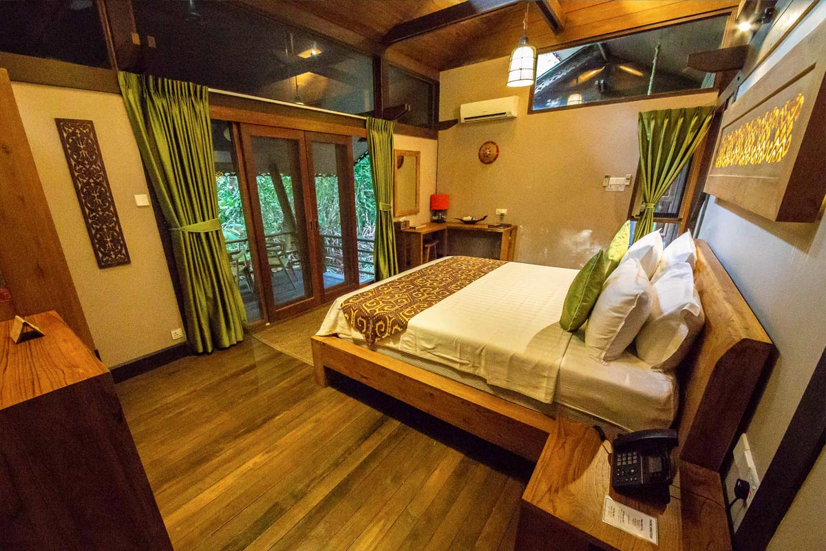 Sukau Rainforest Lodge room